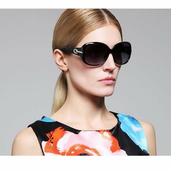 NWT Black Glitter UV Protection Sunglasses - Picture 4 of 14